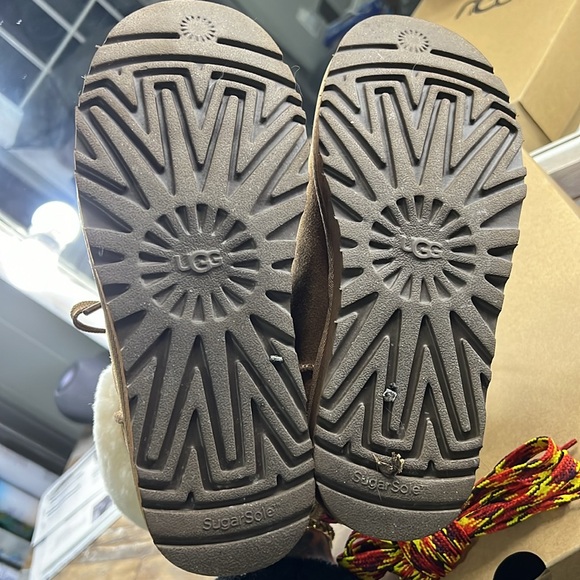 Ugg classic mini Alpine 2 sets of laces - Picture 4 of 4